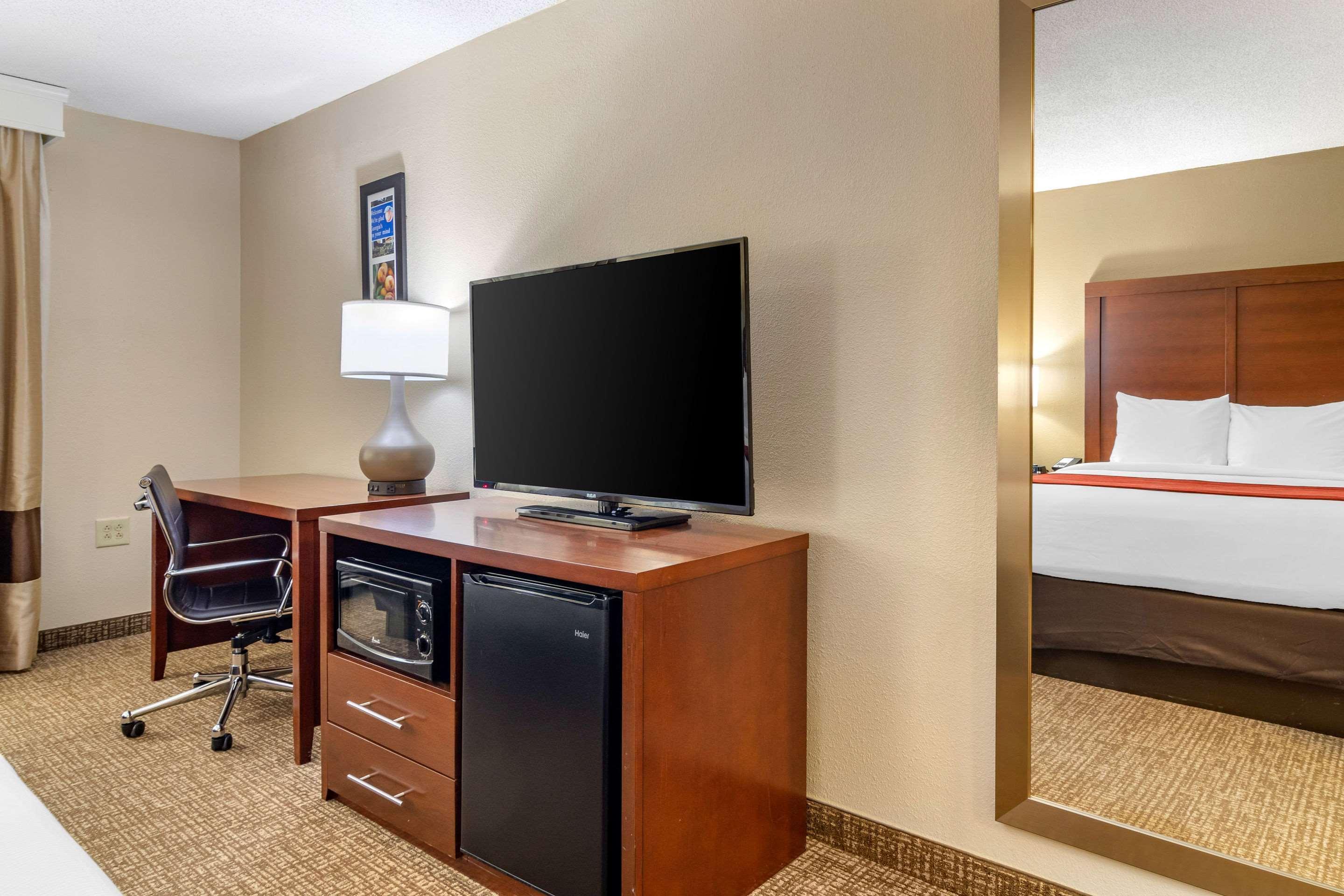Comfort Inn & Suites Macon North I-75 Kültér fotó